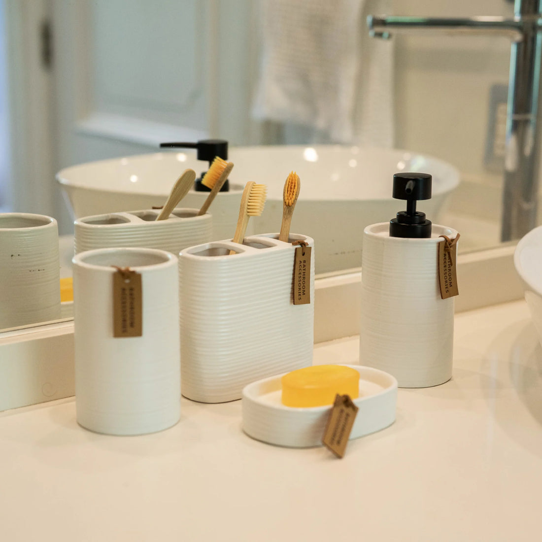 Set Accesorios de Baño 4pcs Cerámica Color Blanco